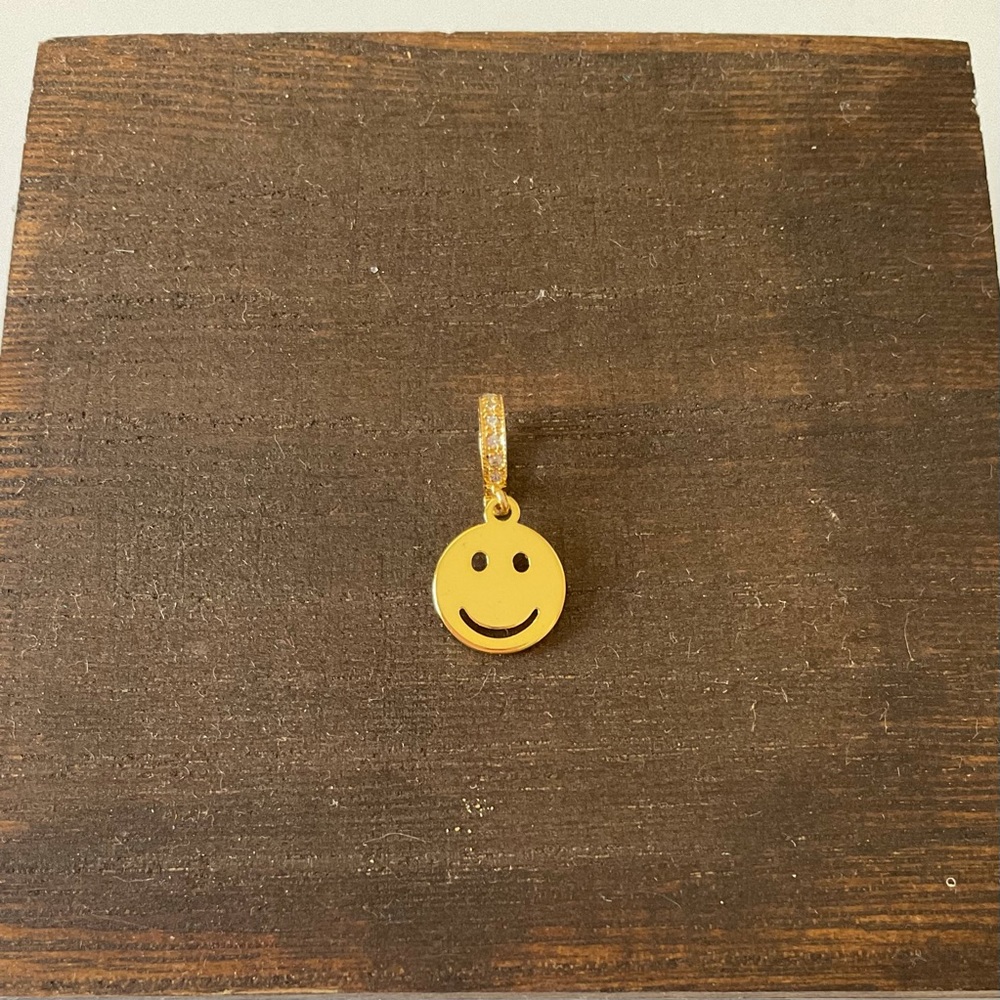 Gold 14k Plated Smiley Face Pendant